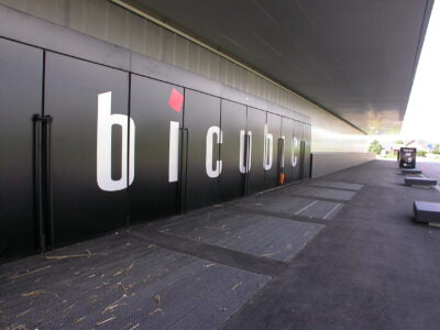 Mehrzweckhalle Bicubic